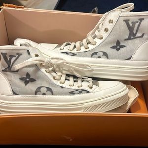 Women’s Louis Vuitton Sneakers